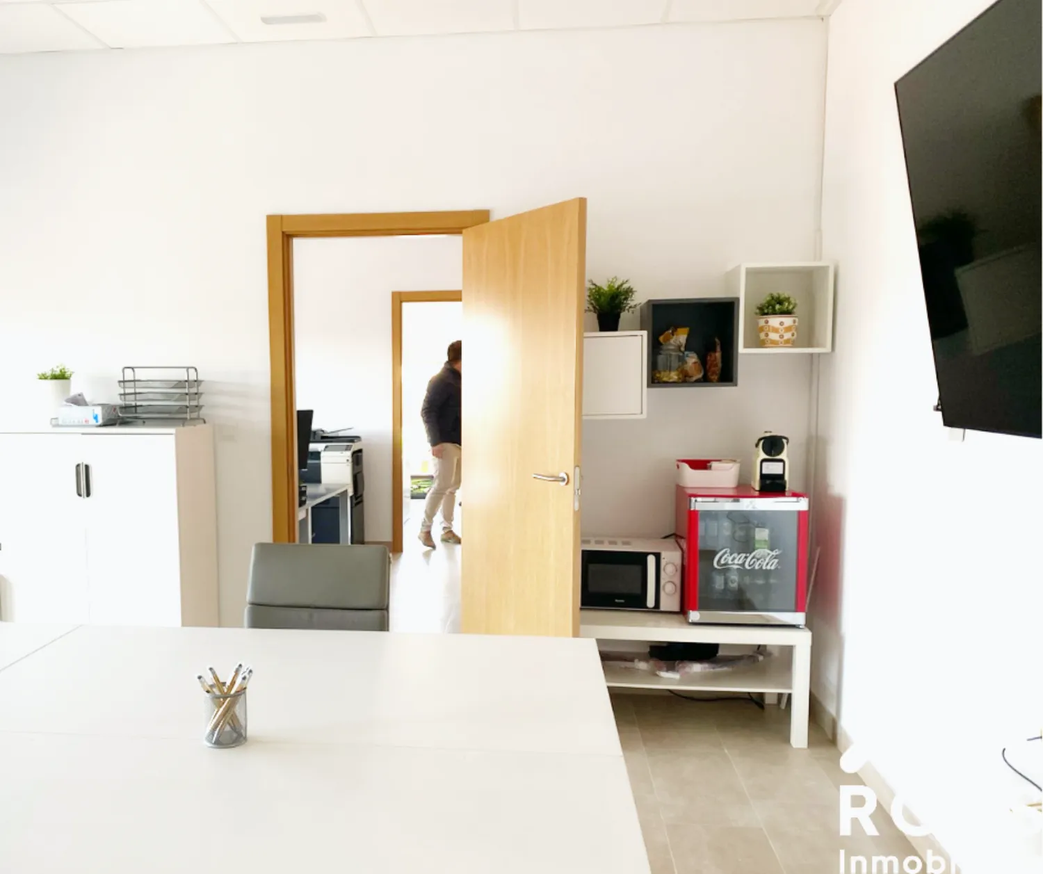 Ref0050-Roes-oficina-antequera#1