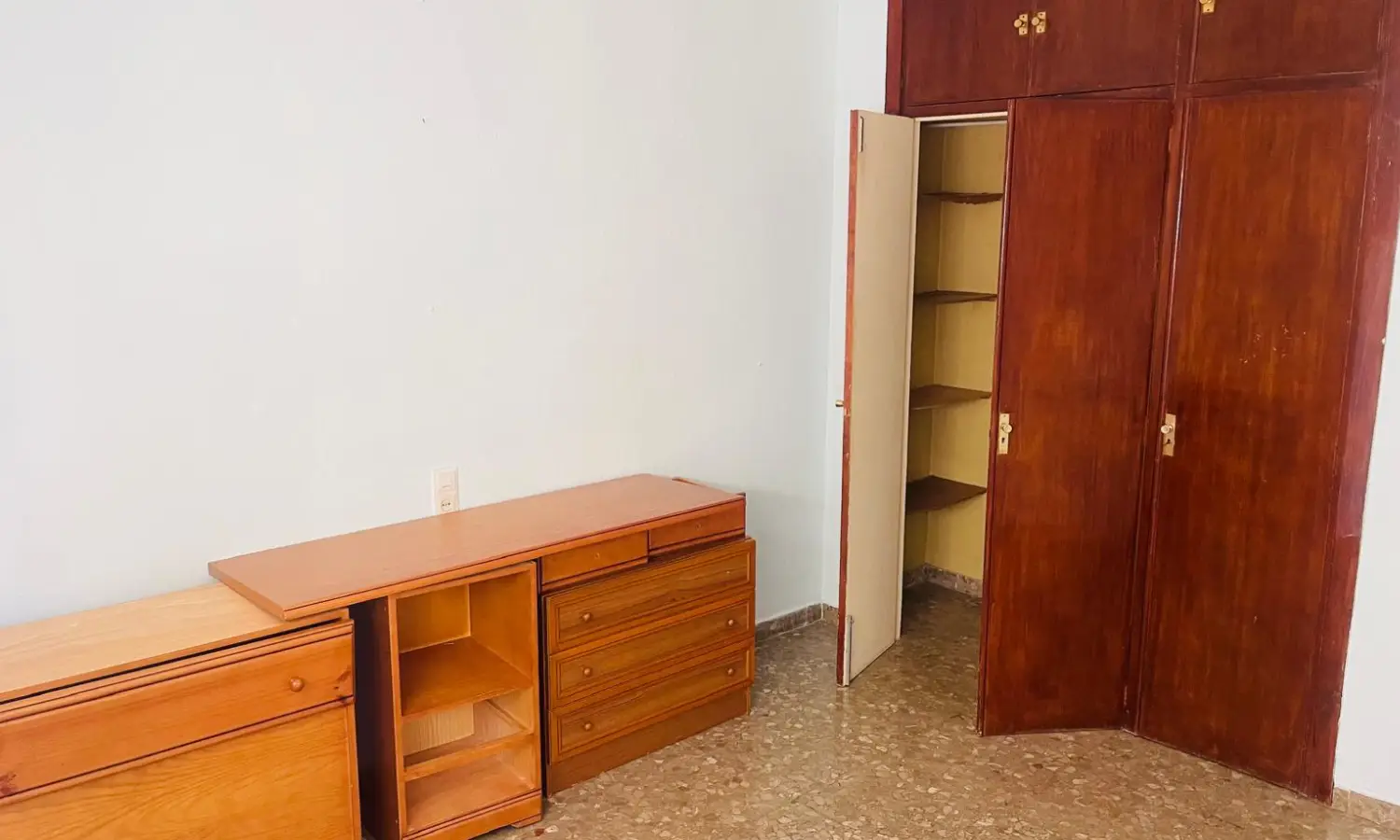 Ref0084-Roes-piso-Antequera#10