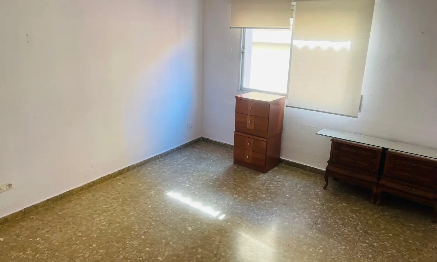 Ref0084-Roes-piso-Antequera#2