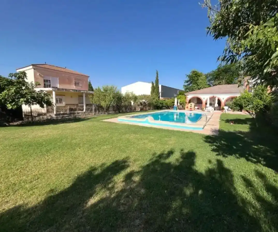 Ref0092-Roes-Villa-Anteq1