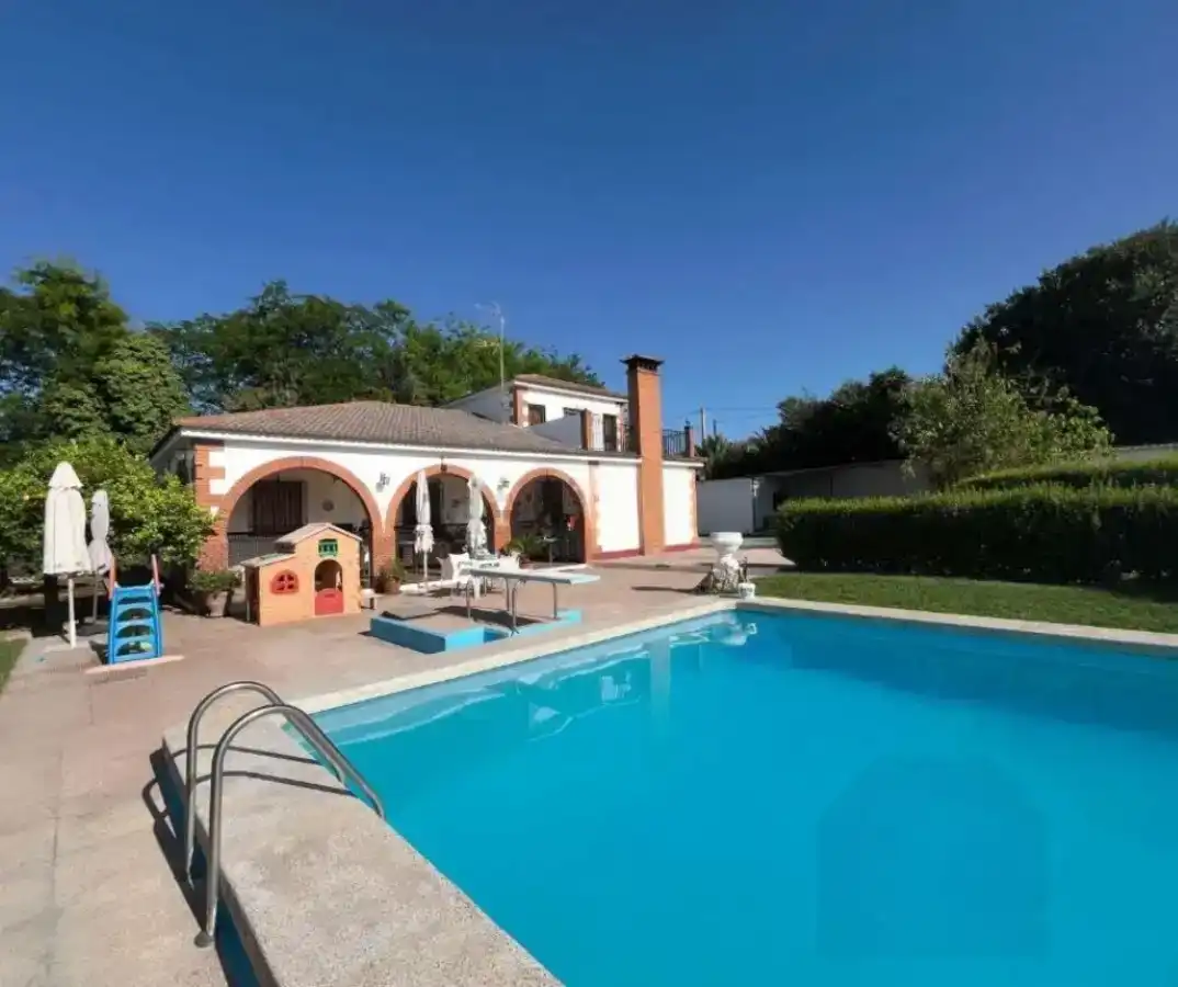 Ref0092-Roes-Villa-Anteq2