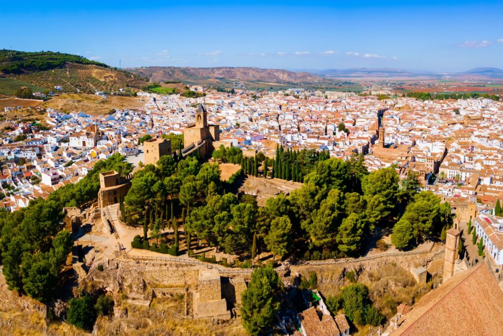 Comprar casa en antequera, Inmobiliaria Roes.