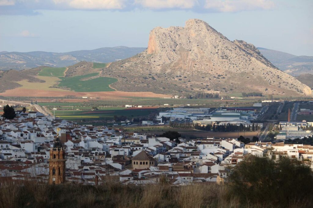 Comarca Antequera, venta compra, Roes Inmobiliaria.